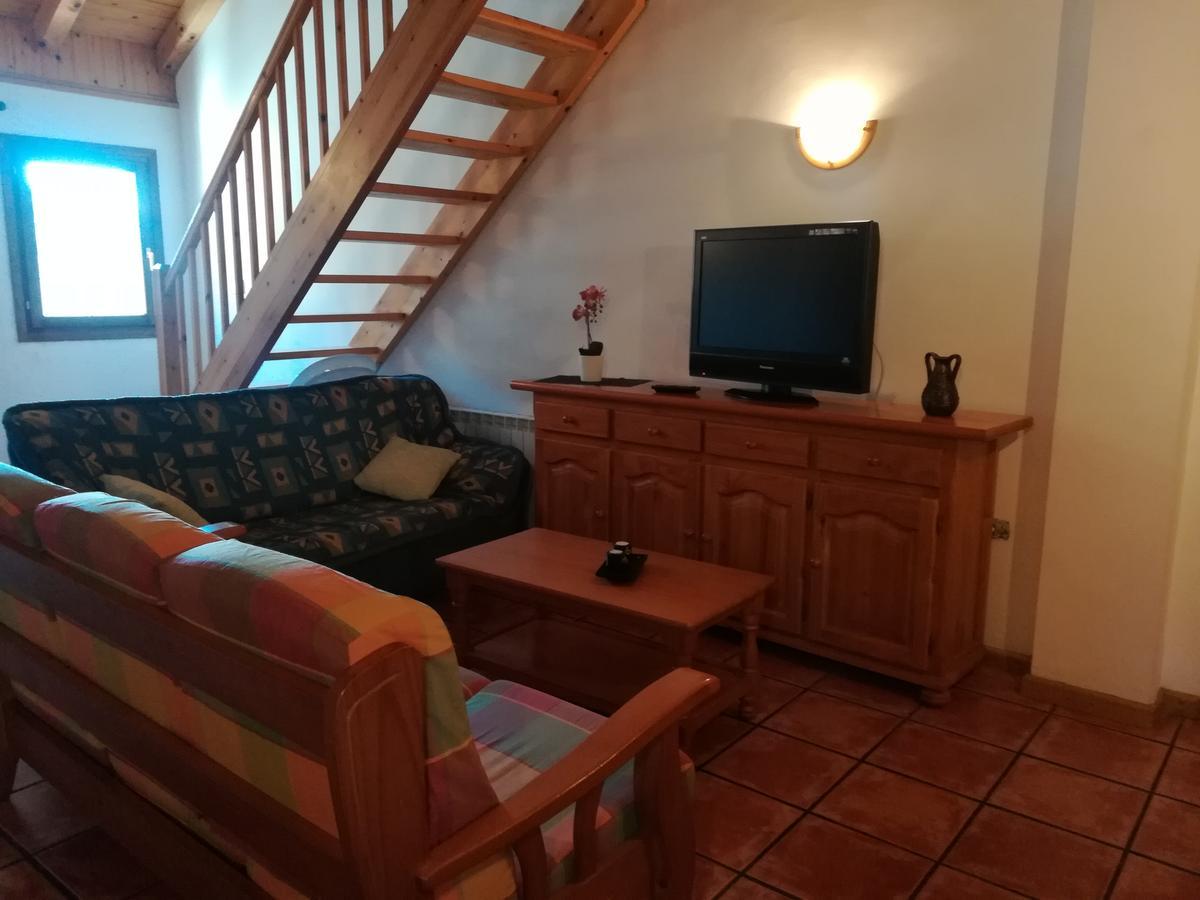Hôtel Pensio Samarra à Ribera de Cardós Extérieur photo